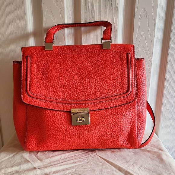 kate spade Handbags - Kate Spade Vibrant Coral Satchel